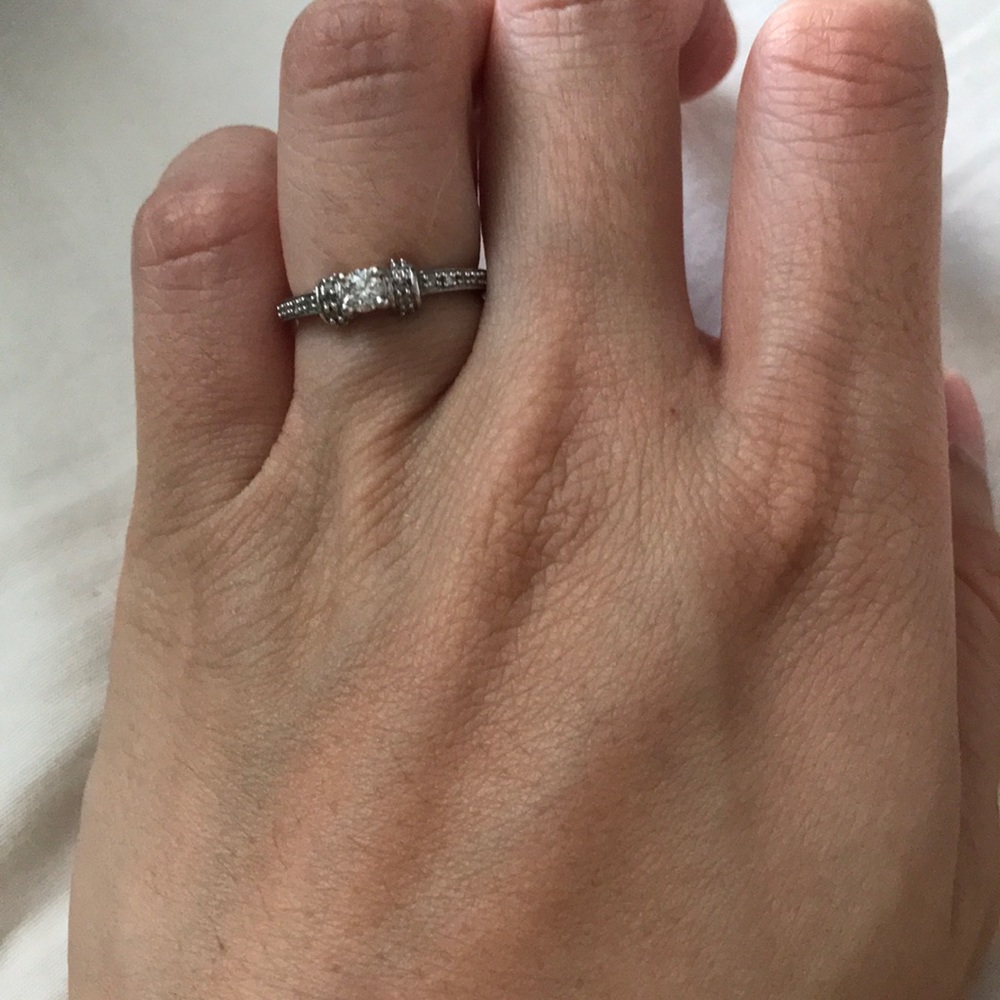 10k ribbon ring